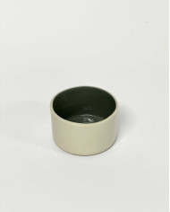 Becher olive
