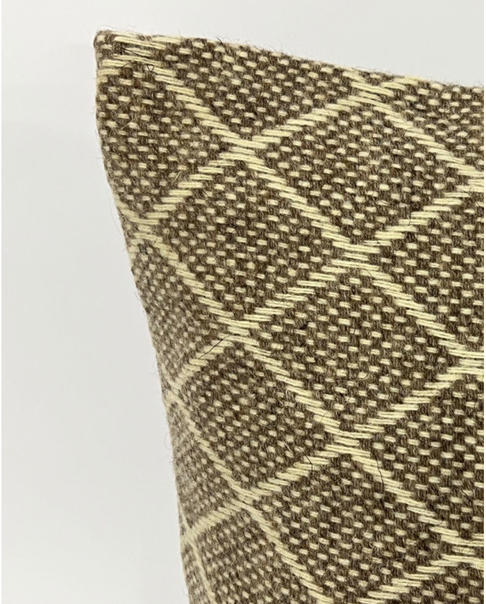 Cushion cover CALÇADA made from pure new wool