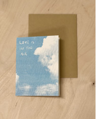 Card LOVE IS IN THE AIR