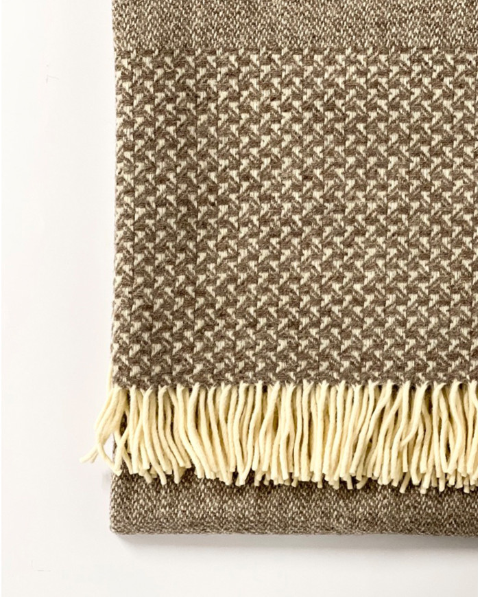 Wool blanket NUVEM ANDORINHA